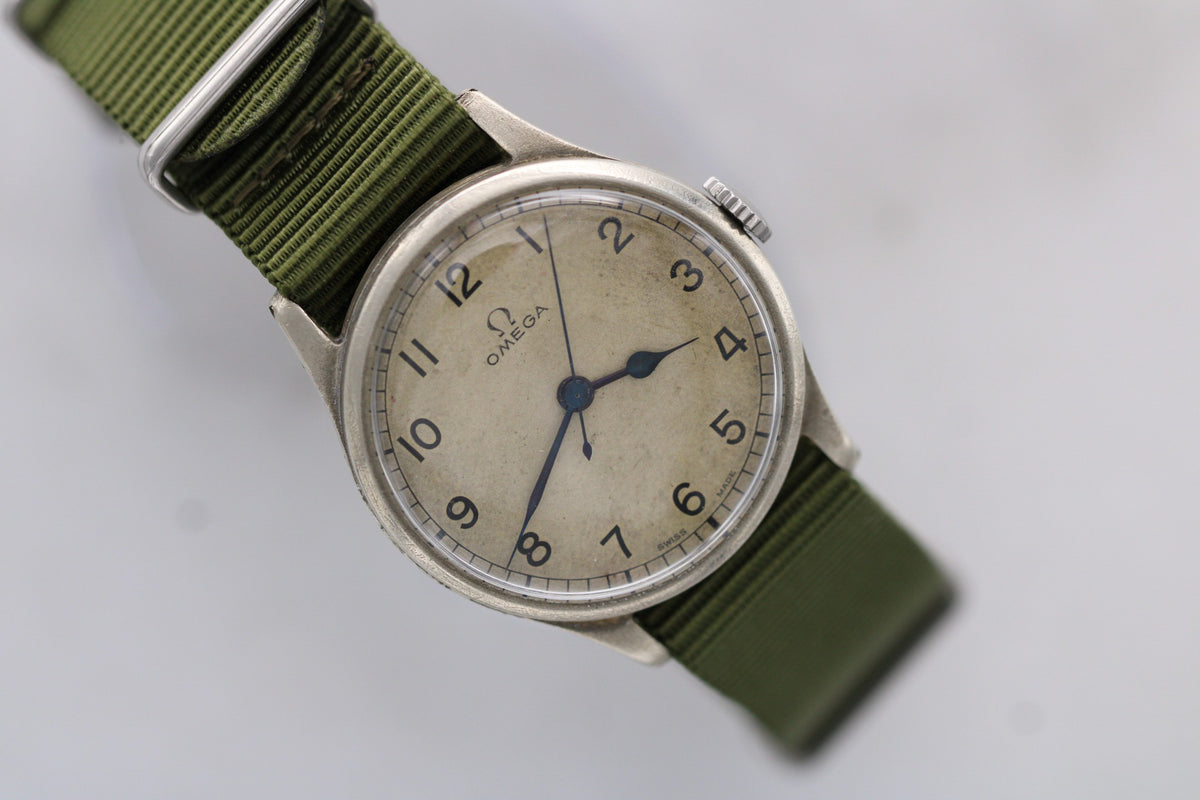 Omega 1945 pilot clearance watch