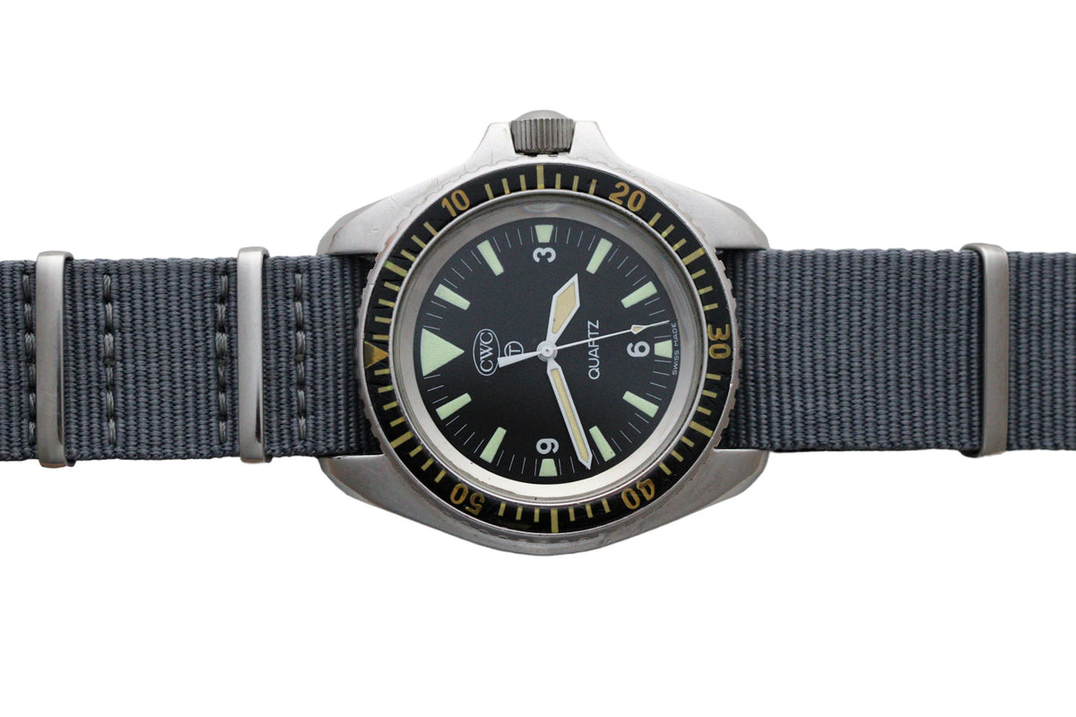 Rare 1985 CWC Royal Navy Divers Watch – Waecce